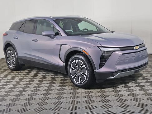 Used 2024 Chevrolet Blazer EV LT AWD/4WD image 48