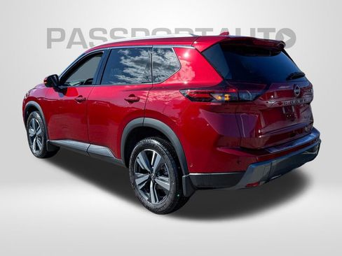 Certified 2024 Nissan Rogue SL image 3