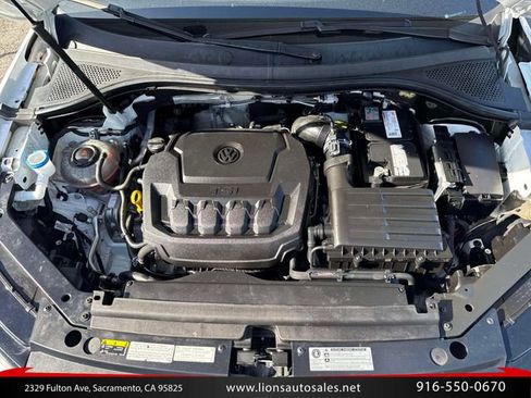 Used 2018 Volkswagen Tiguan S w/ 3rd Row Seat Package AWD/4WD image 12