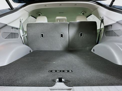 Used 2023 Hyundai Ioniq 5 SEL image 28