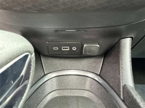 Used 2023 Chevrolet Malibu LT image 21