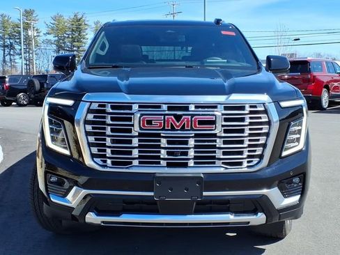 New 2026 GMC Yukon Denali w/ Sun & Power Step Package AWD/4WD image 2