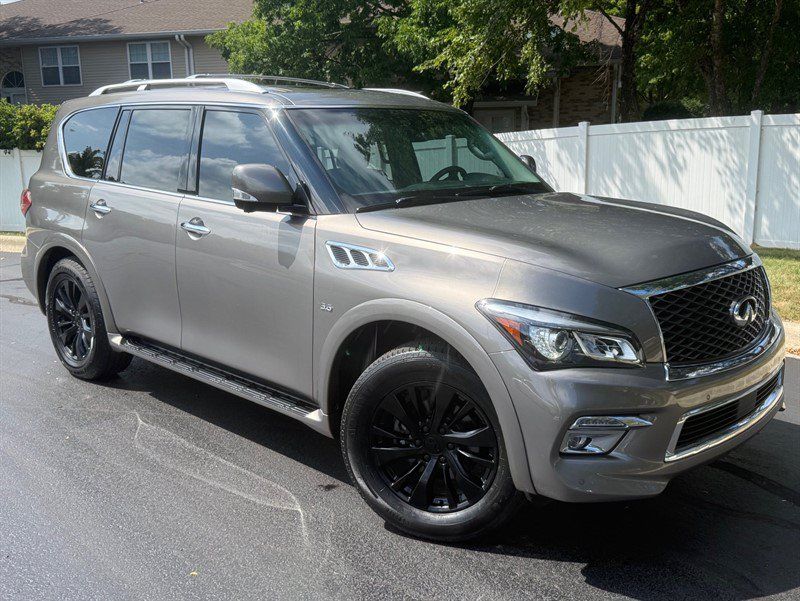 Used 2016 INFINITI QX80 4WD w/ Driver's Assistance Package image 11