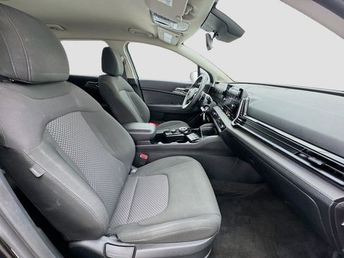 Used 2023 Kia Sportage LX AWD/4WD image 19