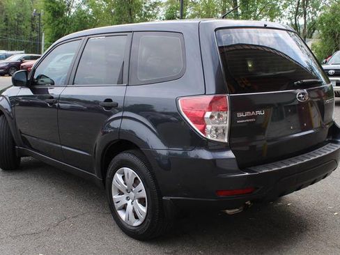 Used 2010 Subaru Forester 2.5X w/ Popular Equipment Group 1A AWD/4WD image 3