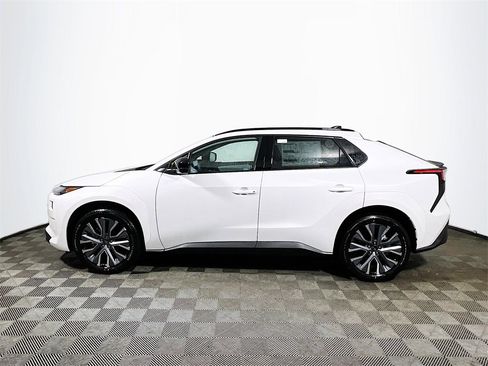 New 2026 Subaru Solterra Limited image 5