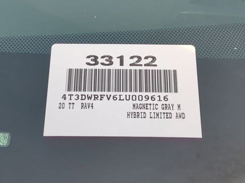 Certified 2020 Toyota RAV4 Limited image 18