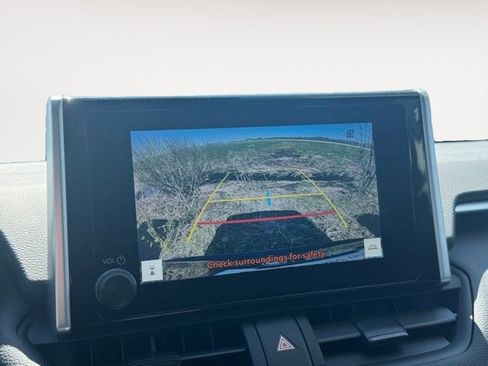 Certified 2025 Toyota RAV4 XLE AWD/4WD image 5