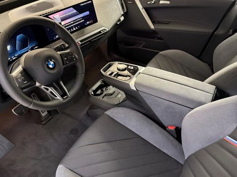 New 2026 BMW iX xDrive45 w/ M Sport Package image 4