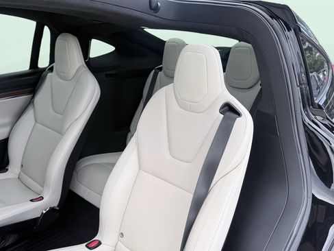 Used 2023 Tesla Model X AWD/4WD image 44