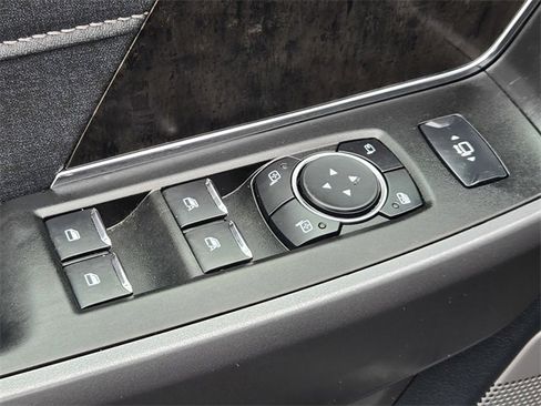 Certified 2025 Ford F350 Lariat w/ Lariat Ultimate Package image 13