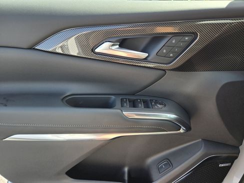 New 2026 Chevrolet Traverse High Country image 13