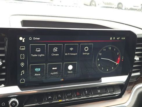 Certified 2024 GMC Sierra 1500 SLT image 12