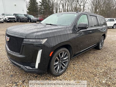 Used 2022 Cadillac Escalade ESV Sport w/ Touring Package image 46