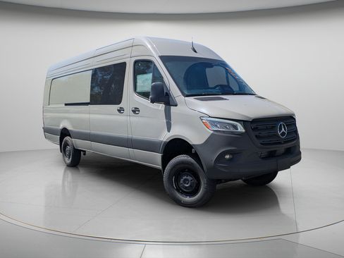 New 2026 Mercedes-Benz Sprinter 2500 image 1