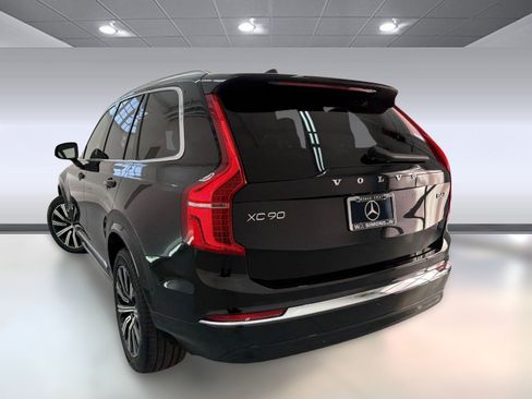 Used 2025 Volvo XC90 B6 Plus image 3