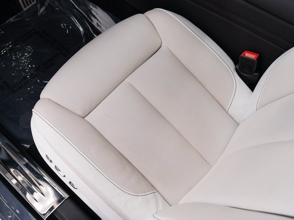 Certified 2023 Rolls-Royce Ghost Extended Wheelbase w/ Ghost Package AWD/4WD image 19