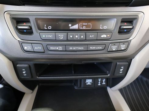 Used 2018 Honda Pilot EX-L image 51