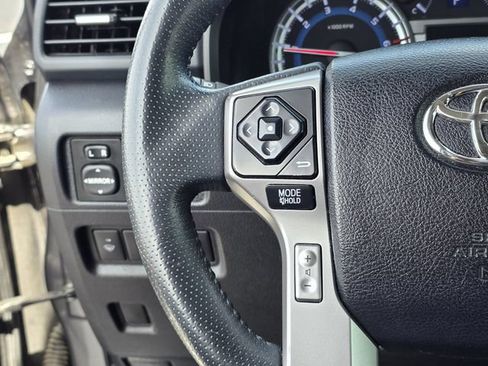 Used 2016 Toyota 4Runner Limited RWD image 21