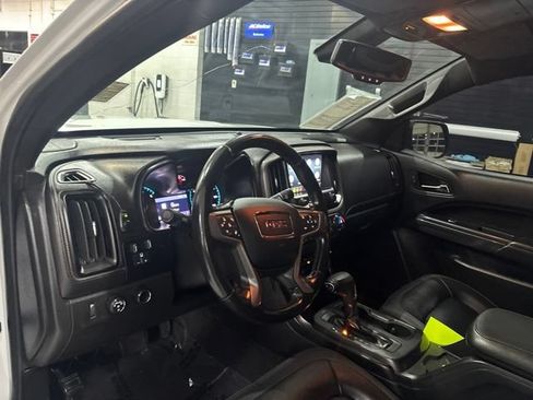 Used 2021 GMC Canyon AT4 w/ Driver Alert Package AWD/4WD image 10