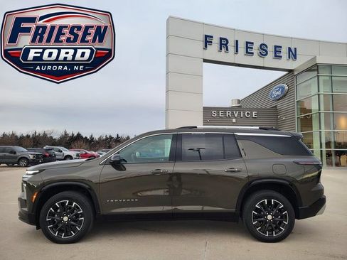Used 2024 Chevrolet Traverse RS AWD/4WD image 4