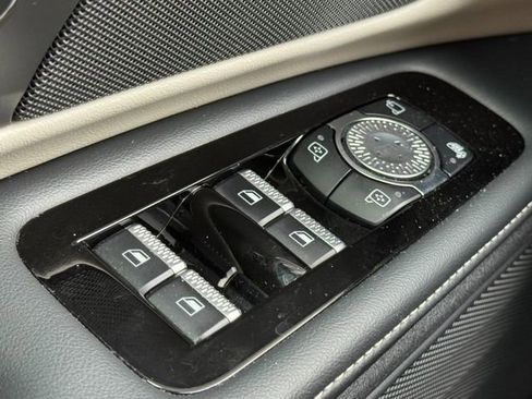 Used 2024 Lincoln Nautilus Reserve AWD/4WD image 22