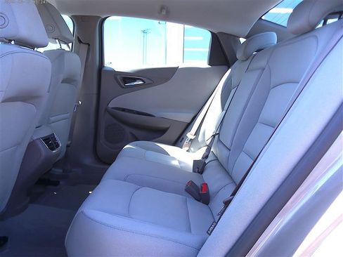 Used 2025 Chevrolet Malibu LT FWD image 6