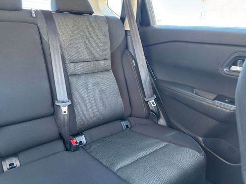 Used 2025 Nissan Rogue SV AWD/4WD image 39