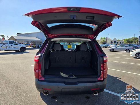 Used 2021 Chevrolet Traverse RS FWD image 19