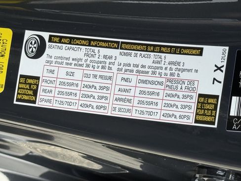 Used 2024 Toyota Corolla LE image 30