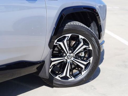 Used 2024 Toyota RAV4 XSE image 7