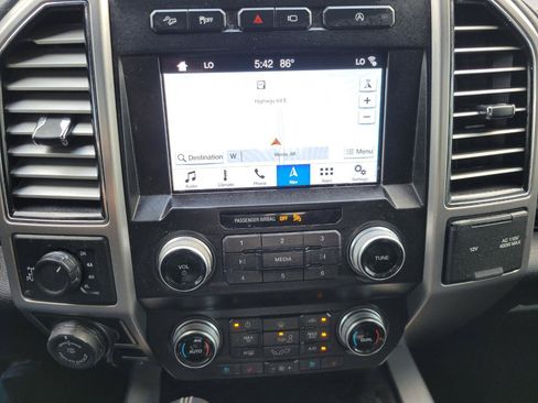 Used 2019 Ford F150 Platinum w/ Equipment Group 701A Luxury AWD/4WD image 19