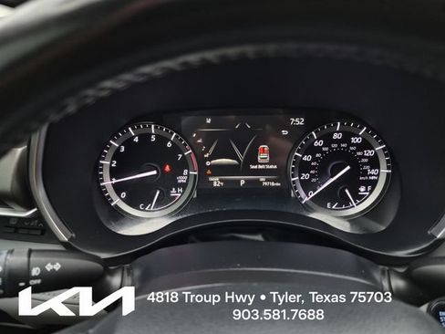 Used 2022 Toyota Highlander XLE FWD image 34