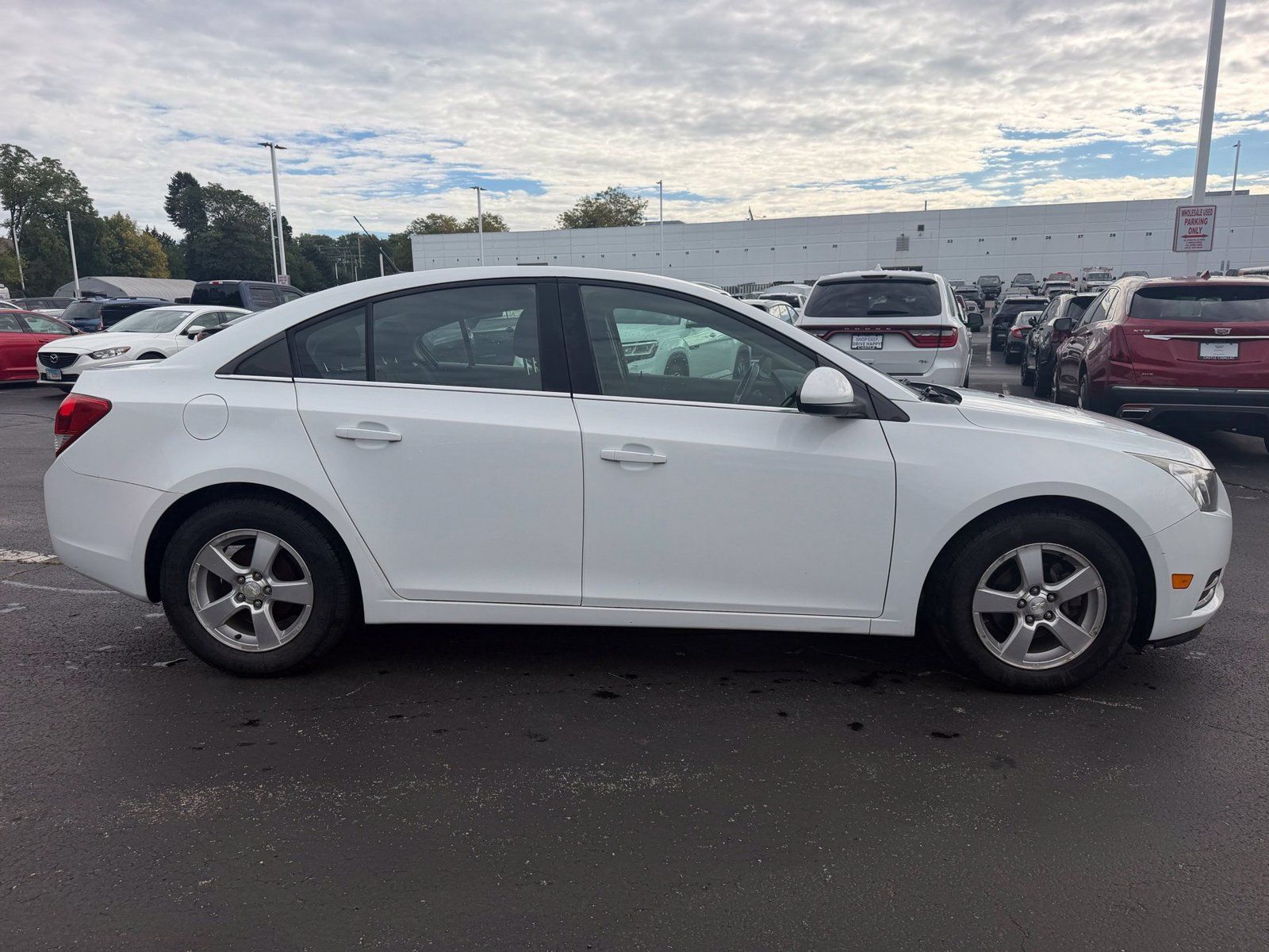 Used 2014 Chevrolet Cruze LT FWD image 5