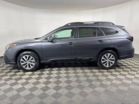 Used 2021 Subaru Outback Premium AWD/4WD image 7