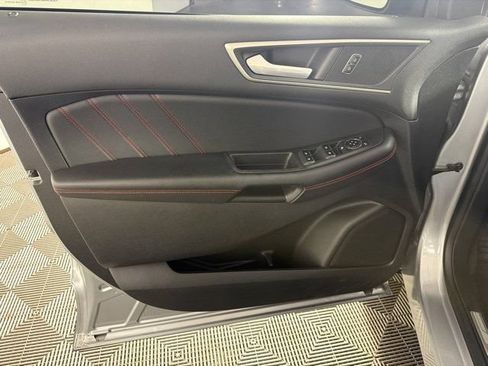Used 2024 Ford Edge ST-Line AWD/4WD image 13