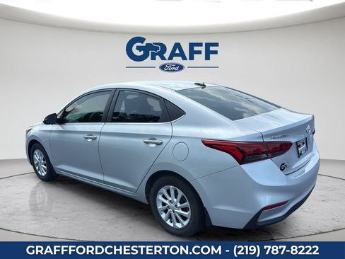 Used 2021 Hyundai Accent SEL FWD image 11