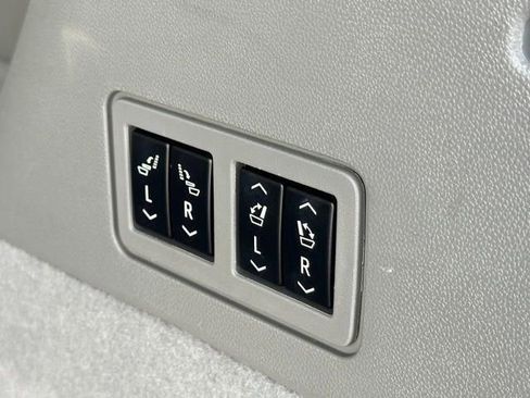 Used 2020 Cadillac XT6 Premium Luxury FWD image 28