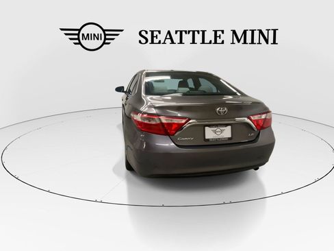 Used 2016 Toyota Camry LE FWD image 9