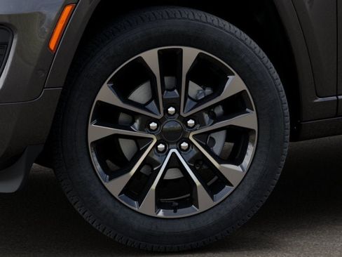 New 2025 Jeep Grand Cherokee L Overland image 51