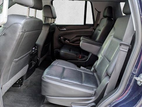 Used 2018 GMC Yukon SLT w/ Premium Edition image 19