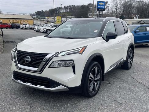 Used 2022 Nissan Rogue Platinum w/ Head-Up Display Package image 9