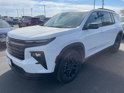 New 2025 Chevrolet Traverse LT w/ Midnight/Sport Edition