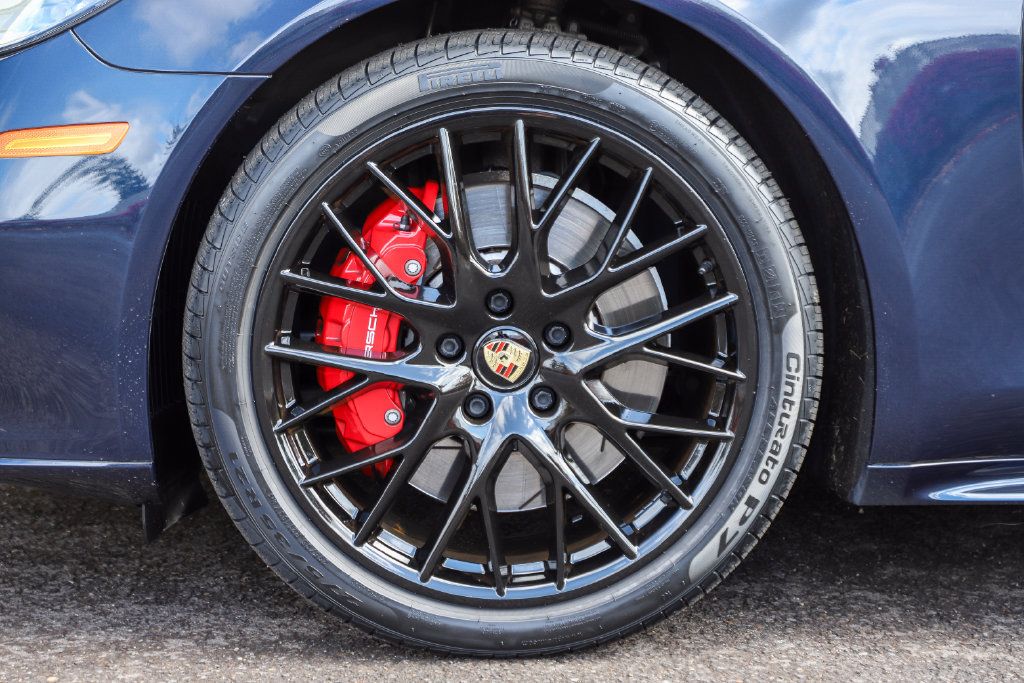 Used 2022 Porsche Panamera 4S AWD/4WD image 17
