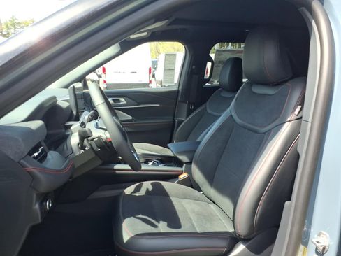 New 2026 Ford Explorer ST AWD/4WD image 14