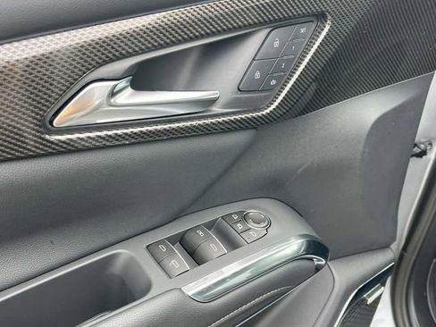 New 2026 Chevrolet Traverse High Country w/ LPO, Floor Liner Package image 12