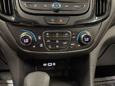 Used 2023 Chevrolet Equinox RS w/ RS Leather Package AWD/4WD image 12