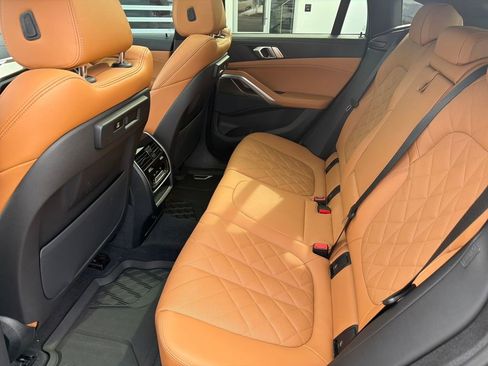 Certified 2023 BMW X6 xDrive40i w/ M Sport Package image 10