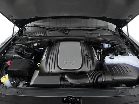 Certified 2017 Dodge Challenger R/T w/ Blacktop Package image 13