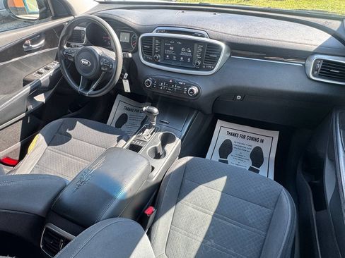 Used 2018 Kia Sorento AWD image 21